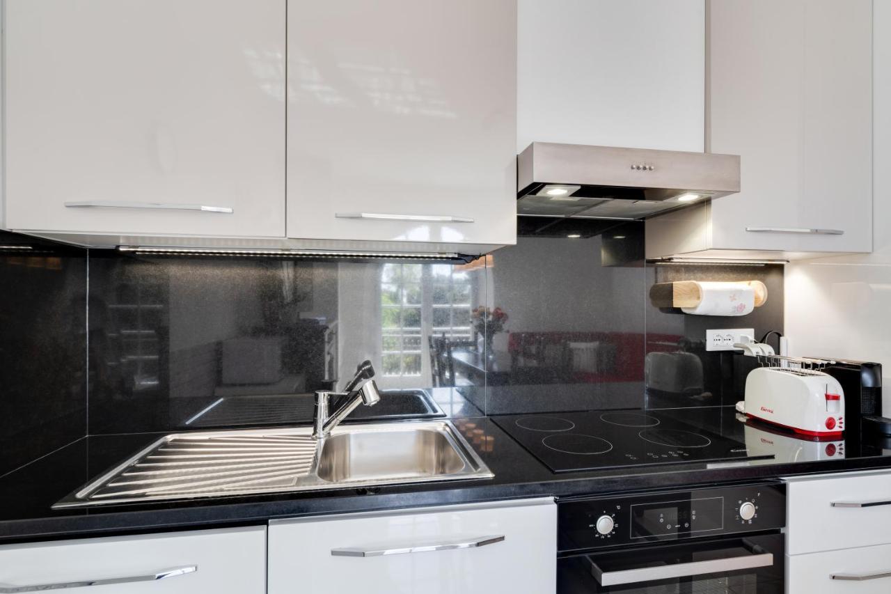 Sanremo Flat With Private Parking And Netflix Apartment Exterior photo