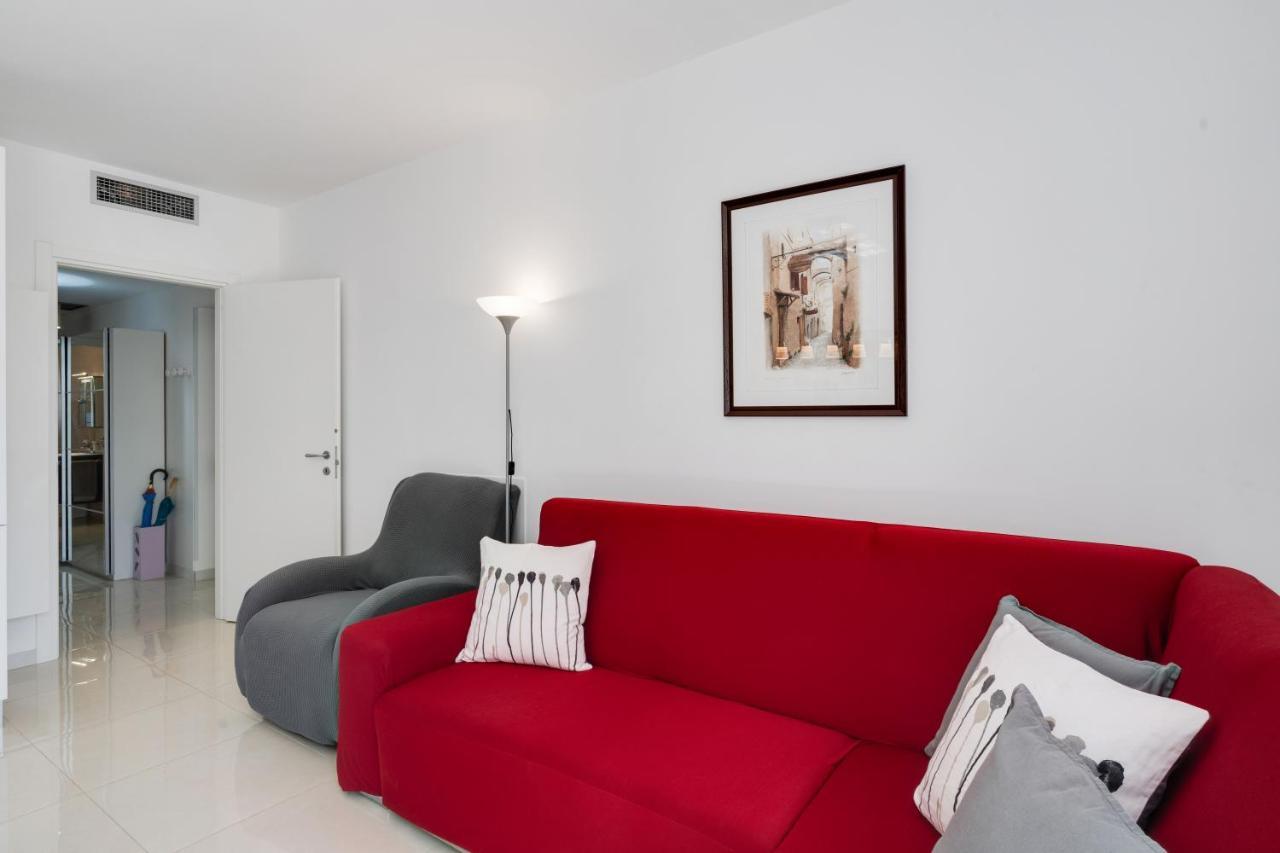 Sanremo Flat With Private Parking And Netflix Apartment Exterior photo